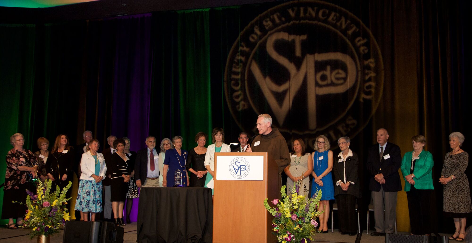 Mission committee, pastor honored for charity work