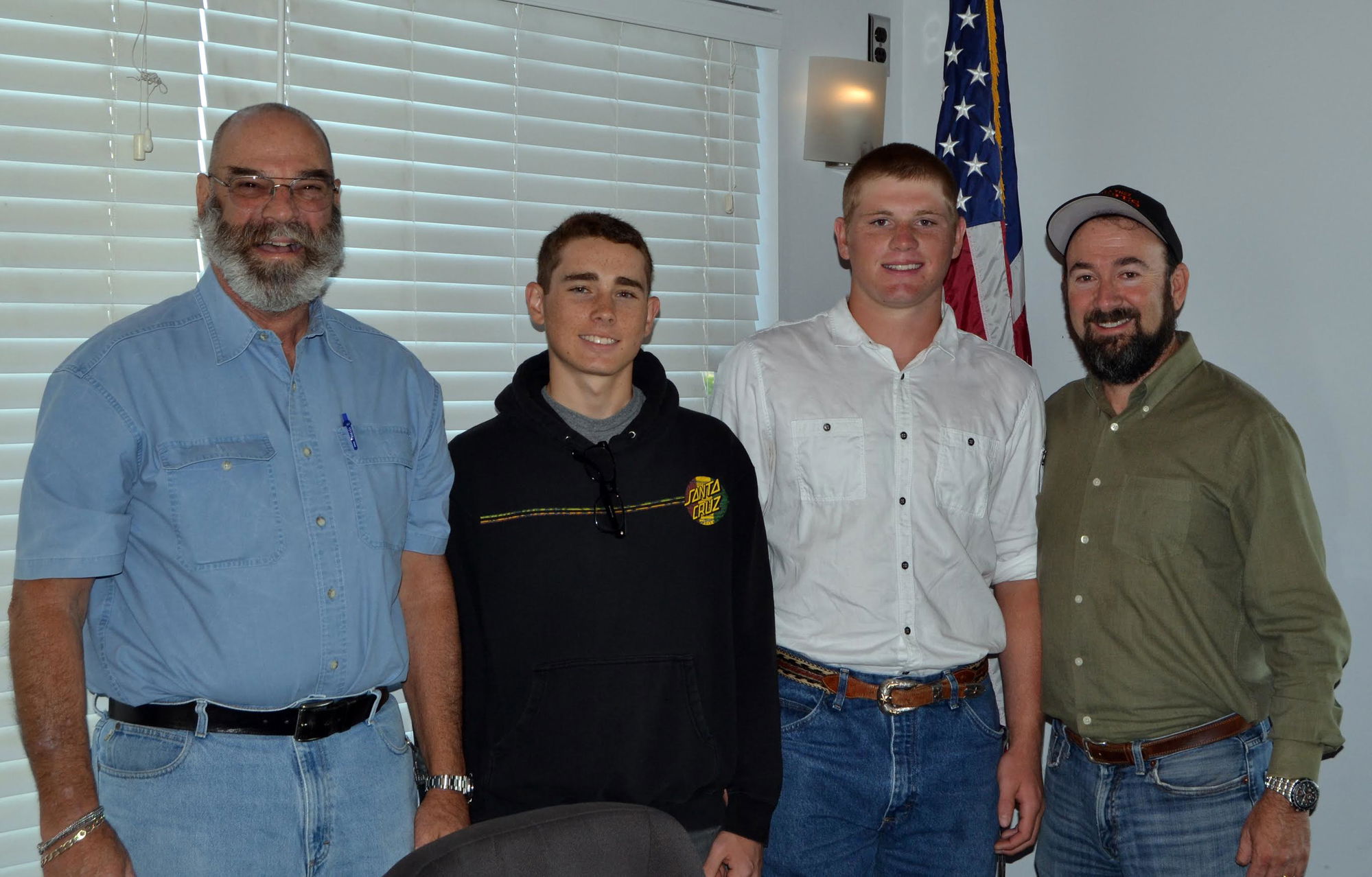 Board recognizes flight scholarship winners