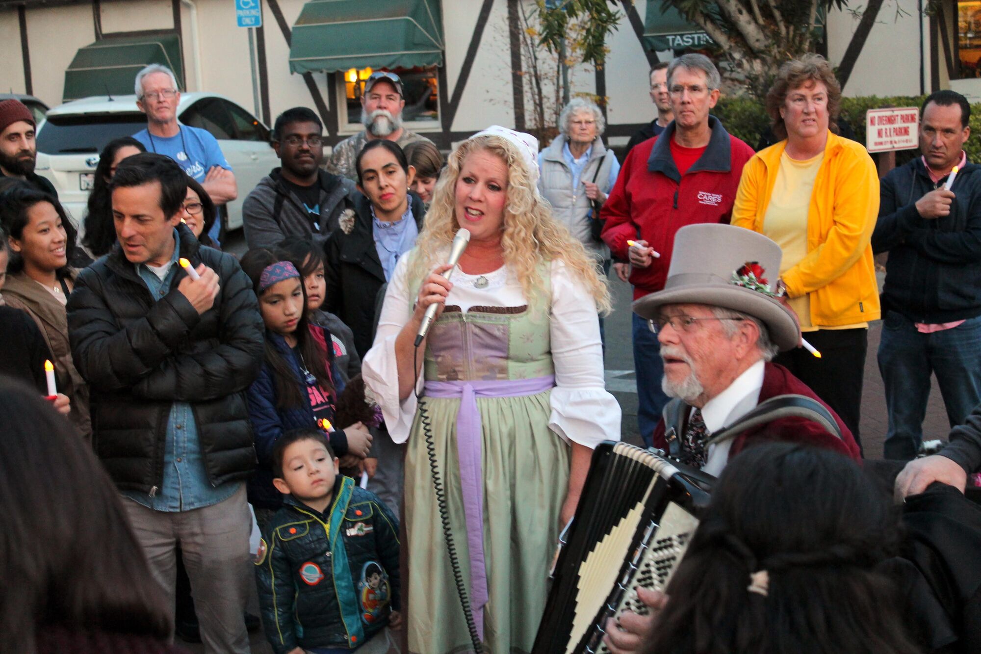 Julefest combines new events, old traditions