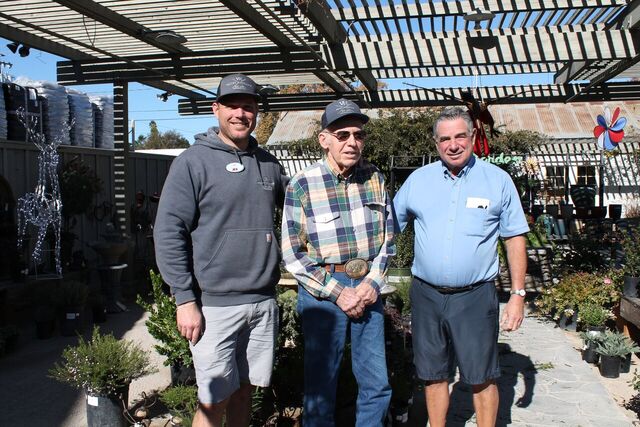 Valley Hardware bids farewell to longtime employee