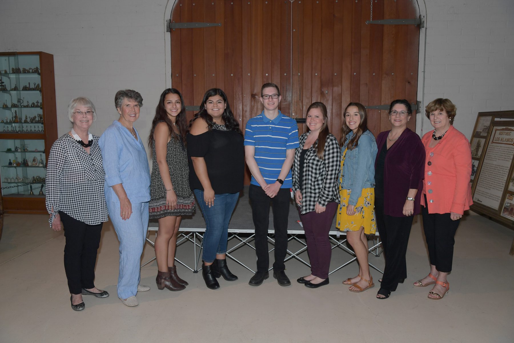 Hospital auxiliary awards $15,000 in scholarships