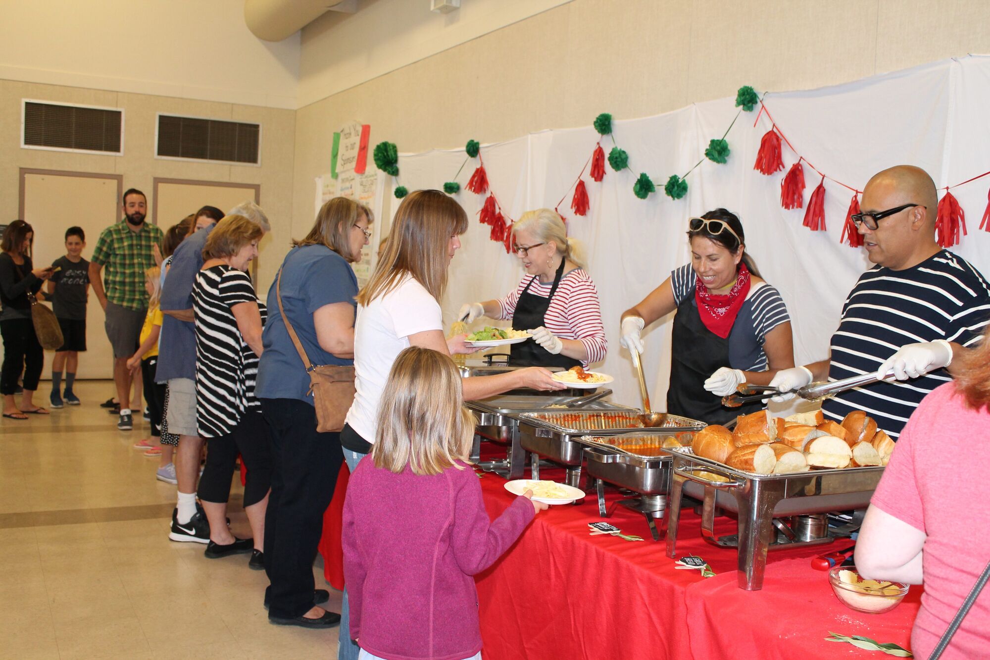 Student gardeners raise $2,000 with dinner