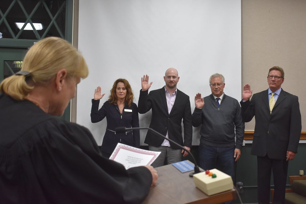 Solvang’s new mayor, council members take office, call for applications to fill vacant seat