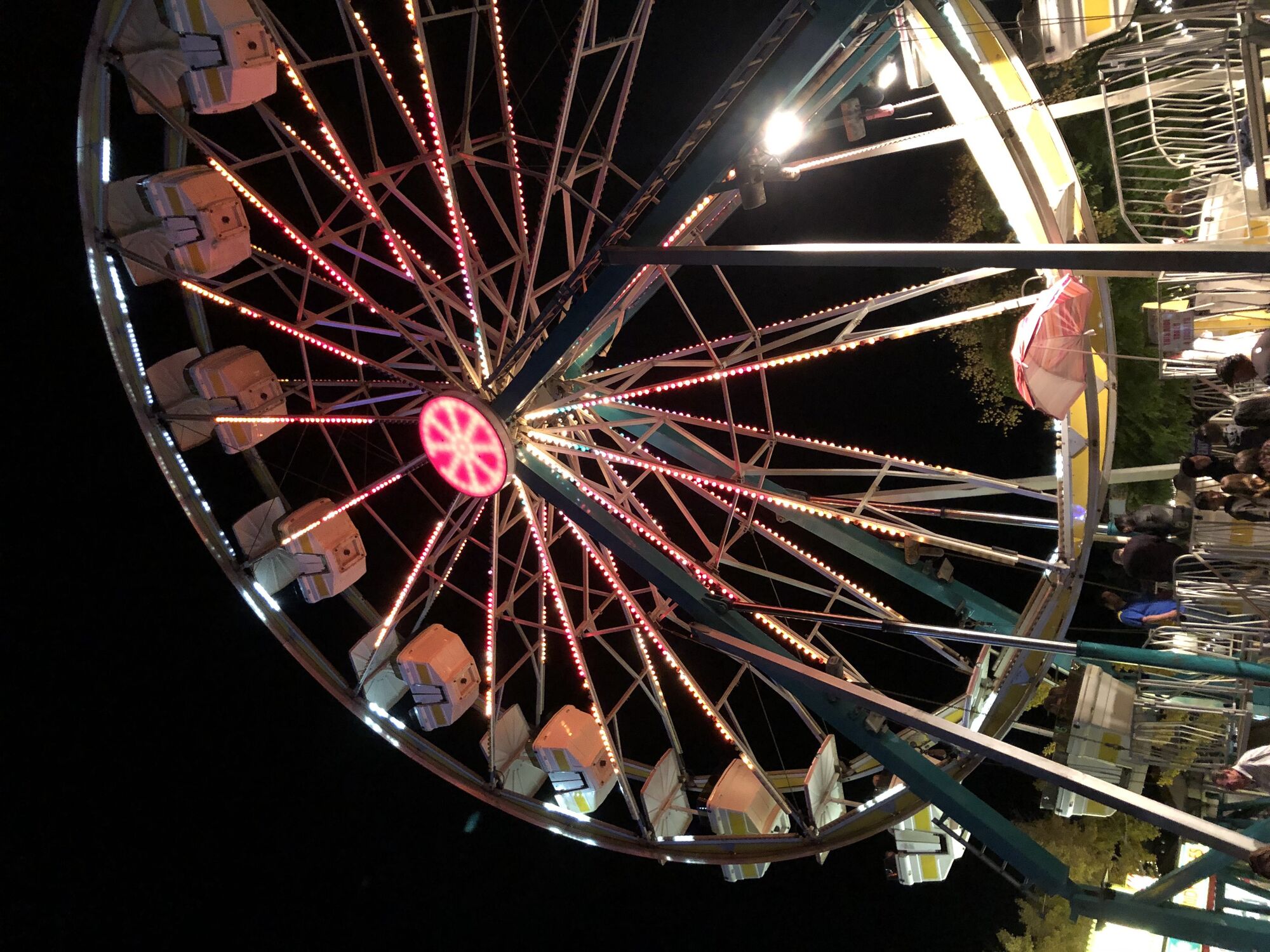 New Solvang Fall Festival delights thousands, but hurts some businesses
