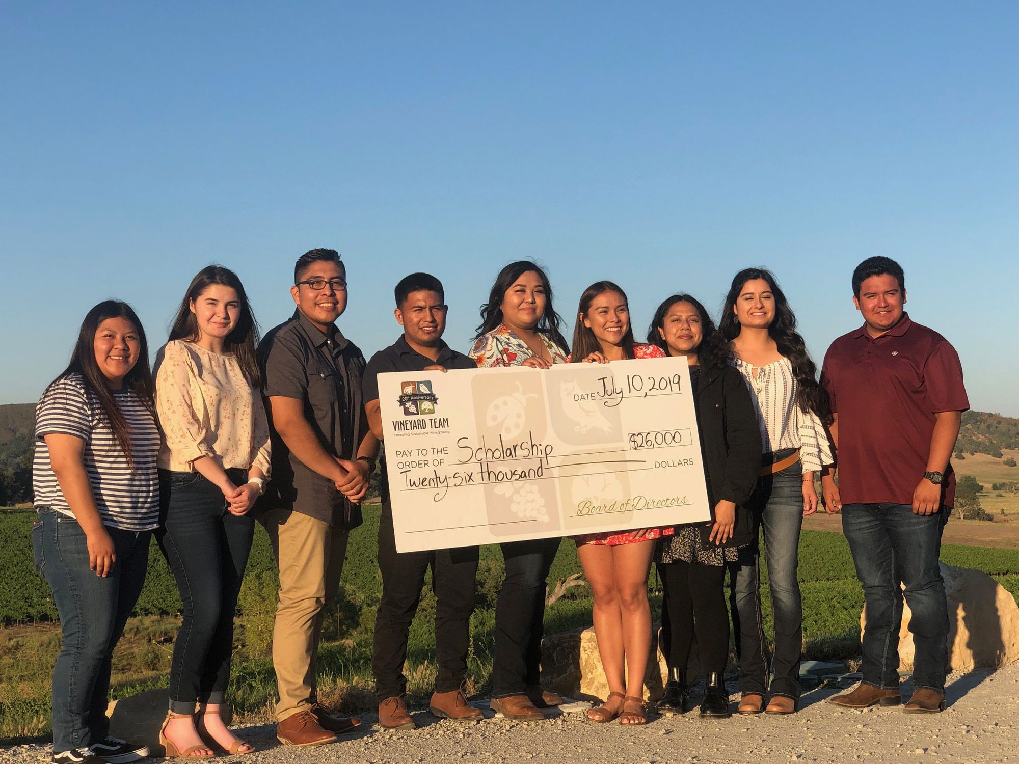 Vineyard Team awards record level of scholarships