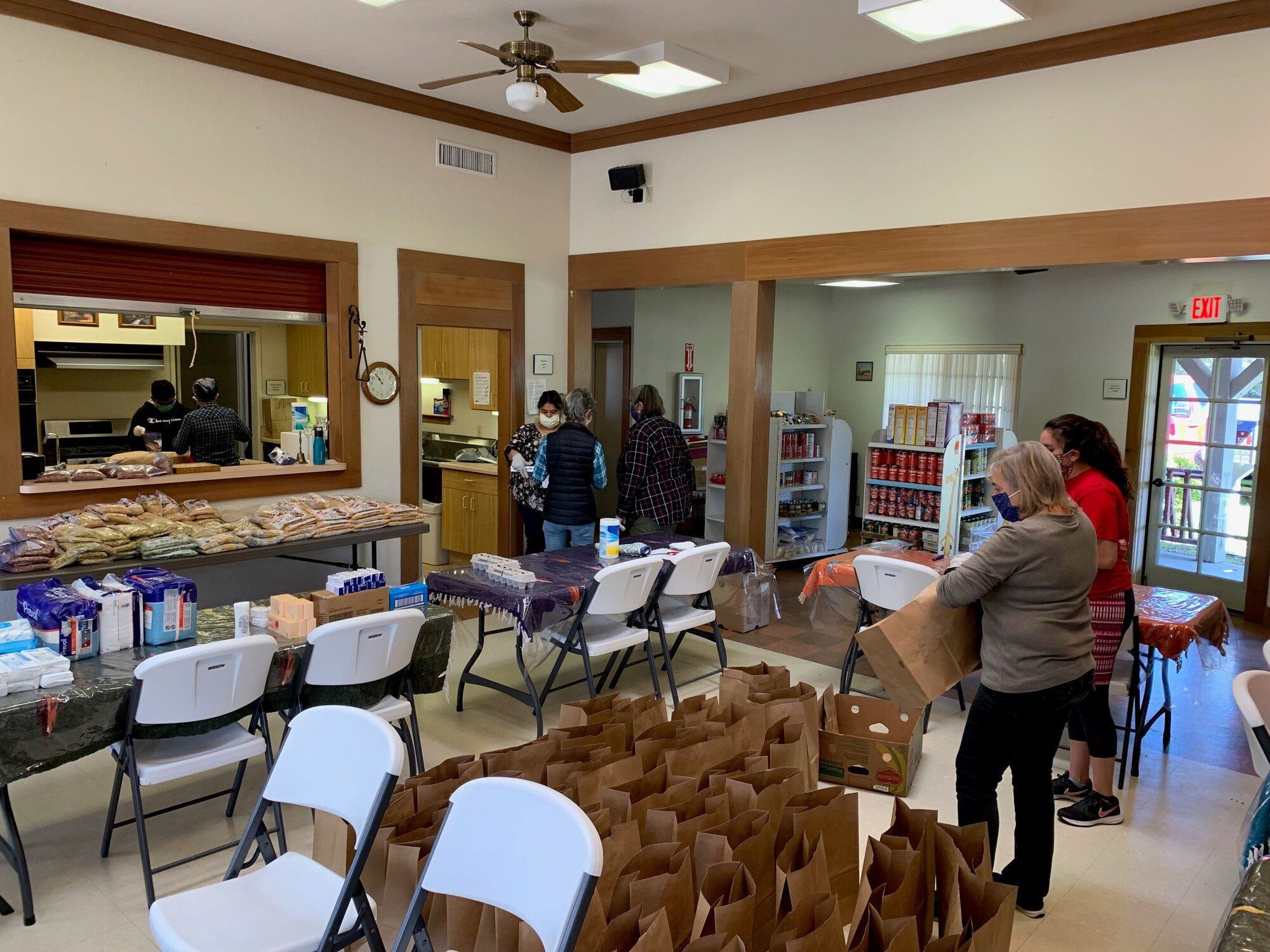 Emergency Food Pantry helps people in need