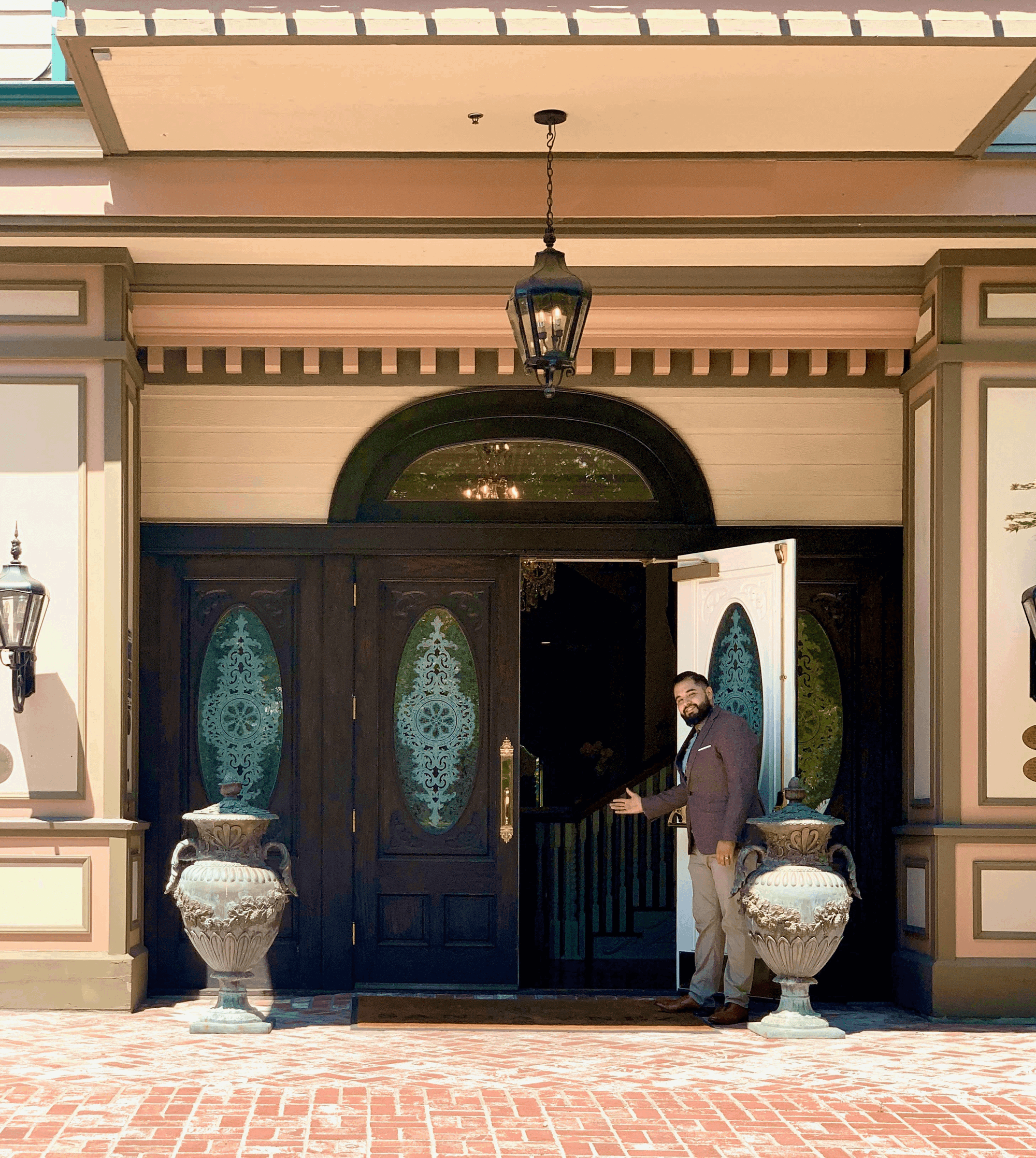 Two local hotels plan to reopen June 10