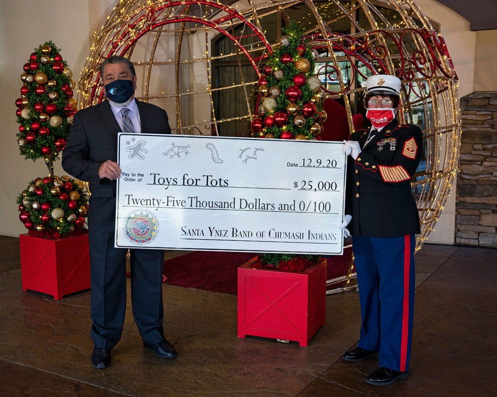 Chumash donate $25,000 to Toys for Tots