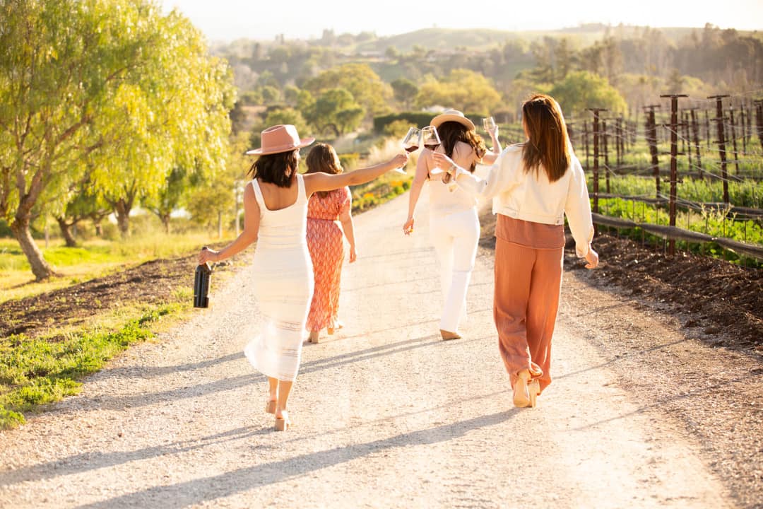 USA Today readers honor Crown Point Vineyards