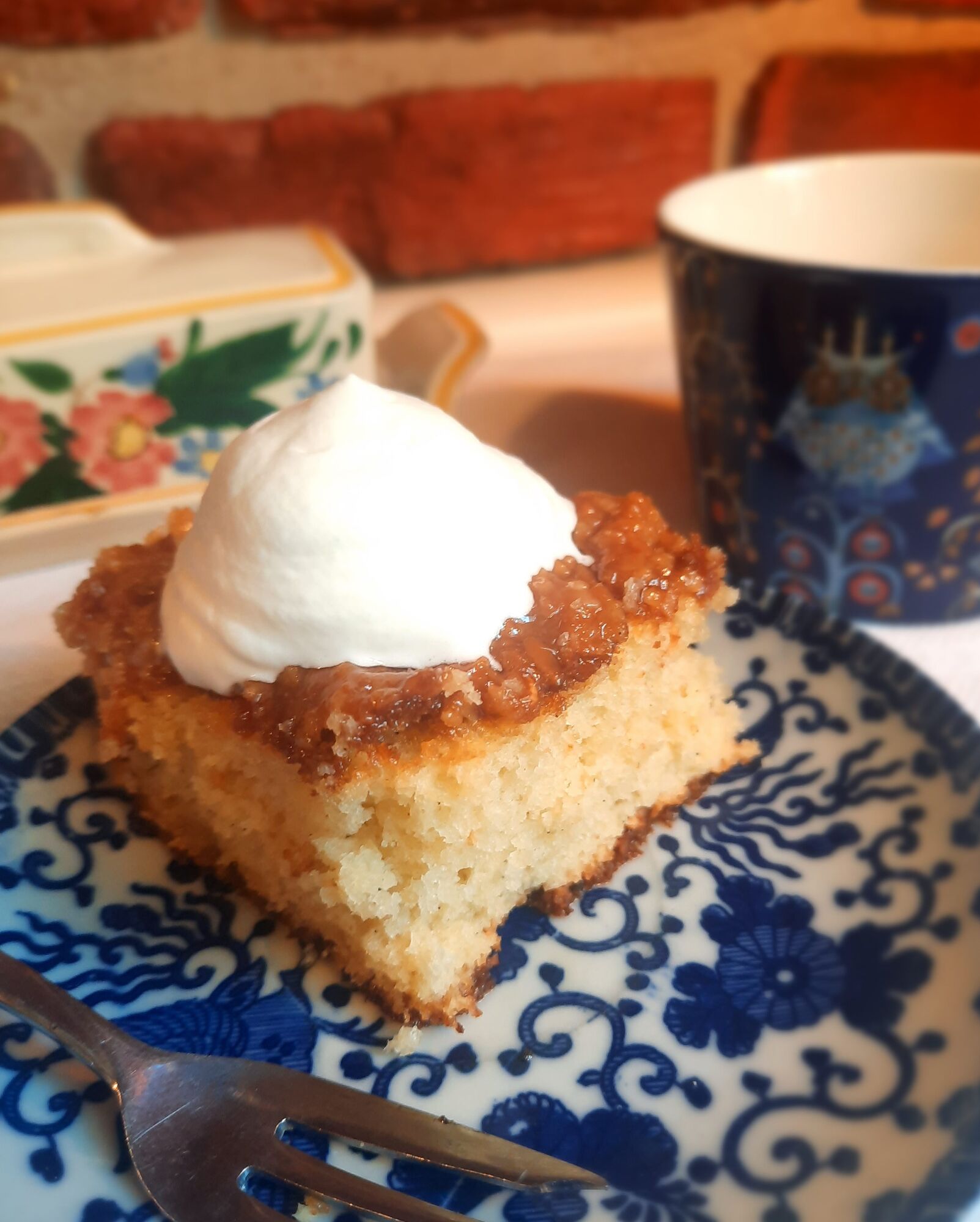 This Drømmekage dessert recipe is a Danish Dream