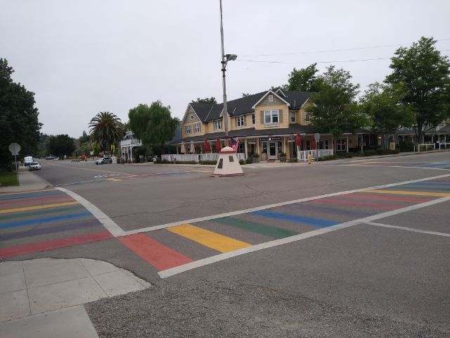 Crosswalk color controversy re-emerged in Los Olivos