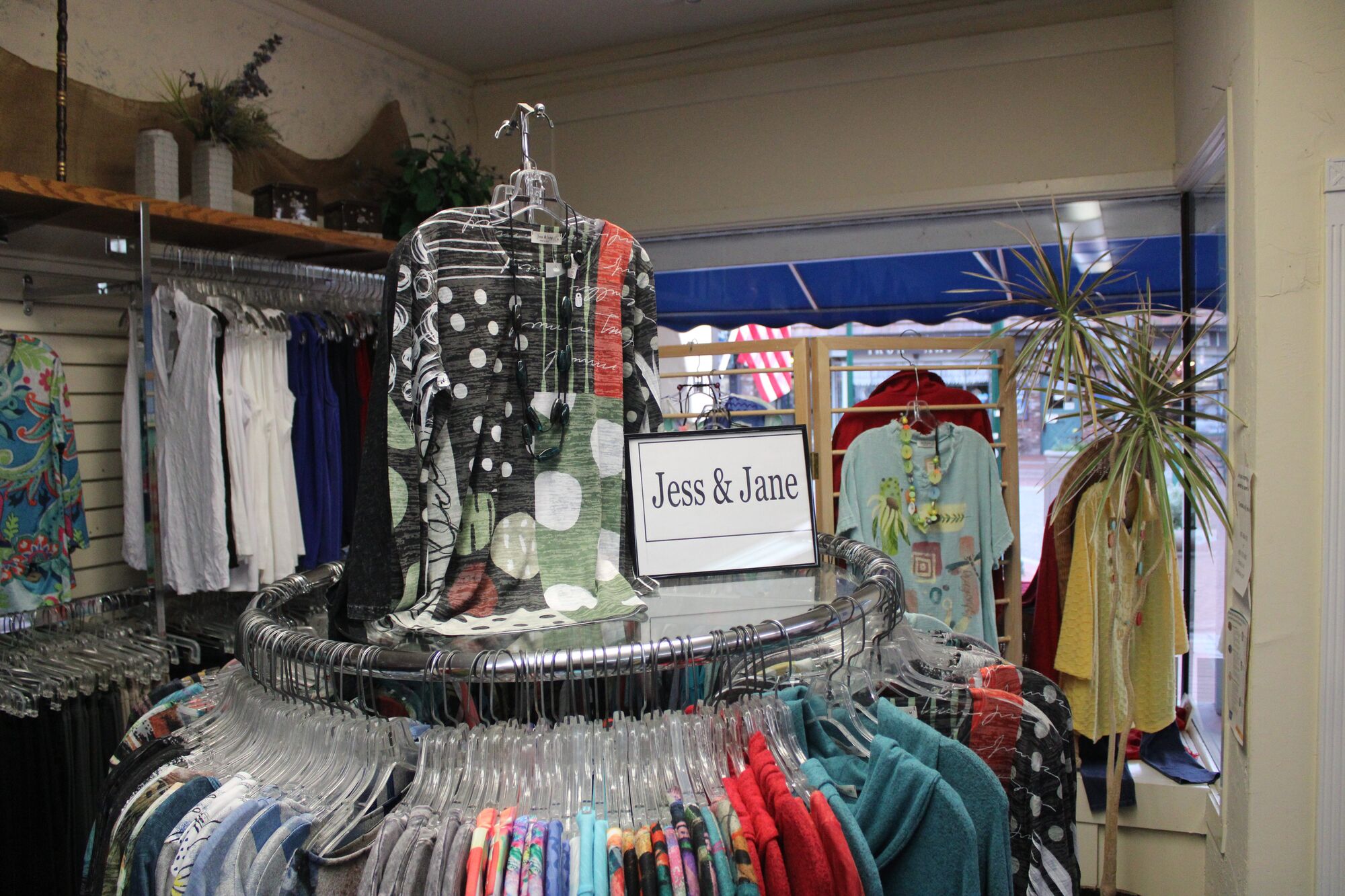 ELNA’S FASHION CHATTER: Come for the February sale as spring arrivals soon to show up