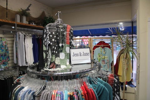ELNA’S FASHION CHATTER: Come for the February sale&nbsp;as&nbsp;spring arrivals&nbsp;soon&nbsp;to show up