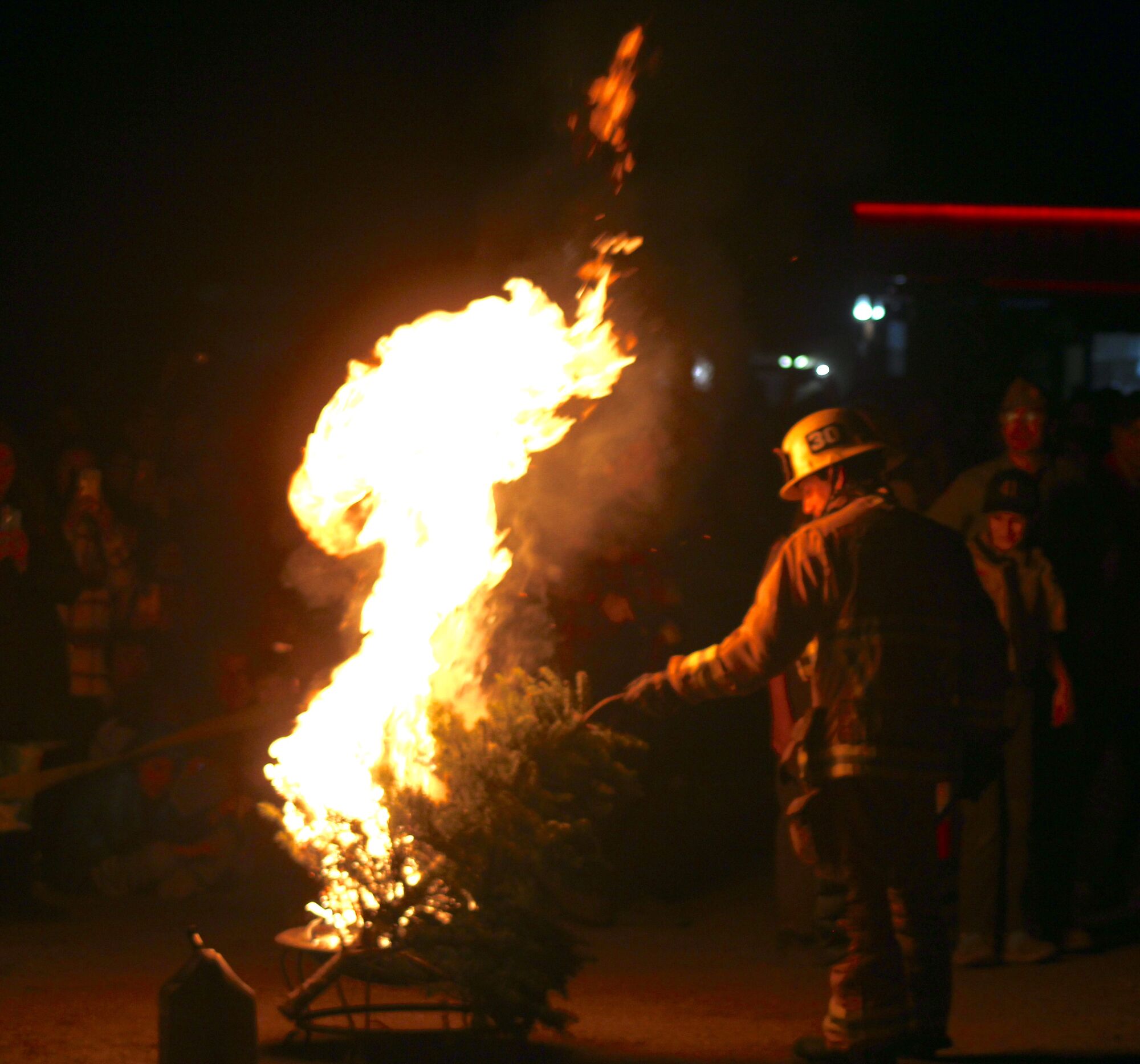 Solvang Tree Burn signals end of another Julefest