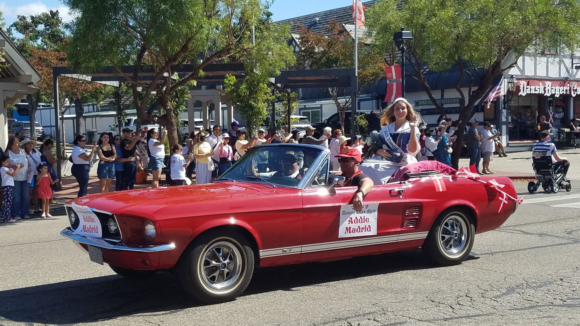 Danish Days Parade brings joy and laughter to onlookers